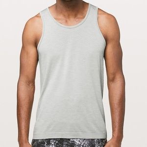 lululemon athletica Metal Vent Breathe Tank XL